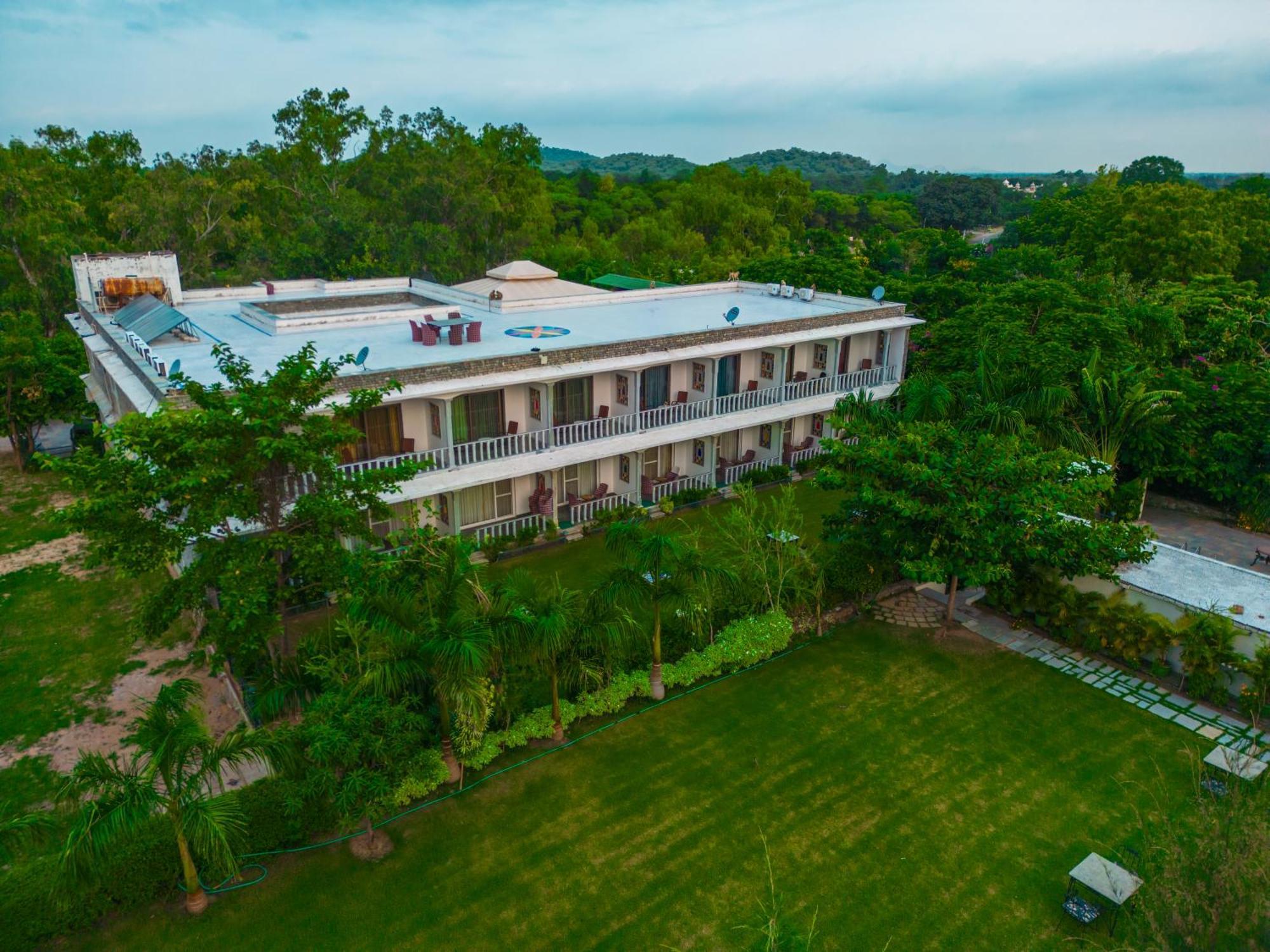 Ranakpur Safari Resort Sadri Экстерьер фото